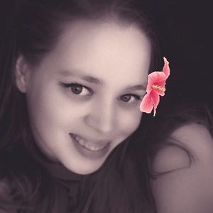 Meet your Posher, Becky